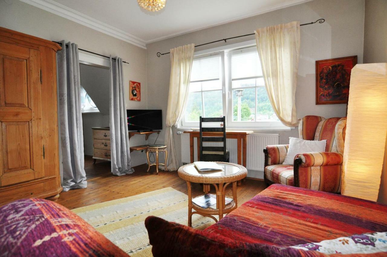 Lamba Gastezimmer Homestay *